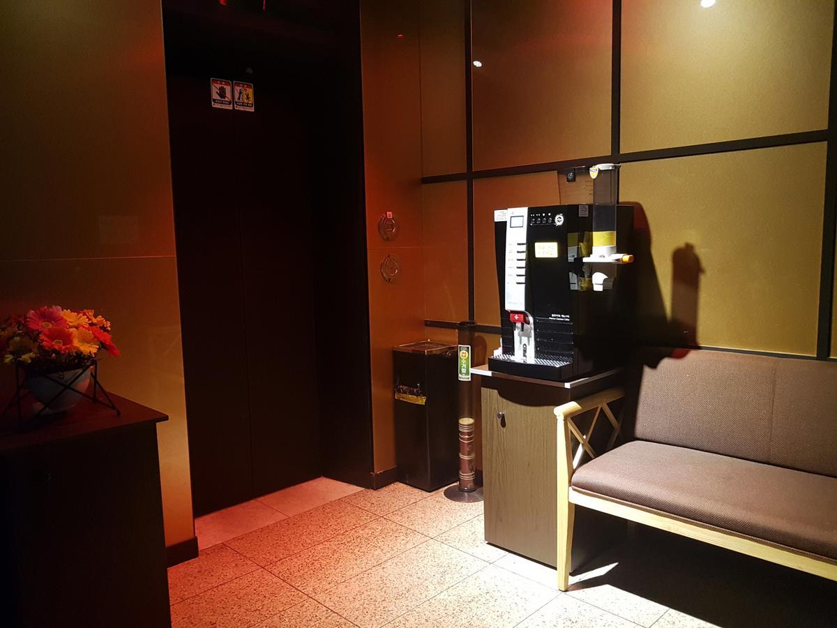 Vitamin Hotel Pusan Zewnętrze zdjęcie