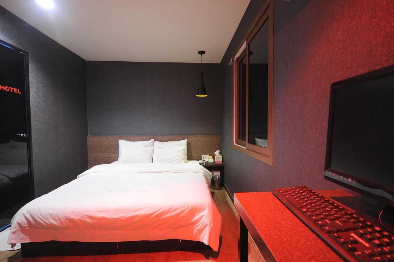 Vitamin Hotel Pusan Zewnętrze zdjęcie